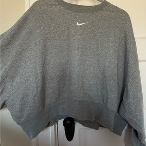 Nike Gray Crewneck Sweatshirt